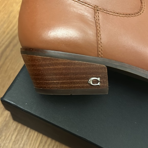 COACH bootie size 7 - Picture 7 of 8
